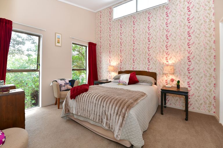 Photo of property in 47 Gledstane Road, Stanmore Bay, Whangaparaoa, 0932