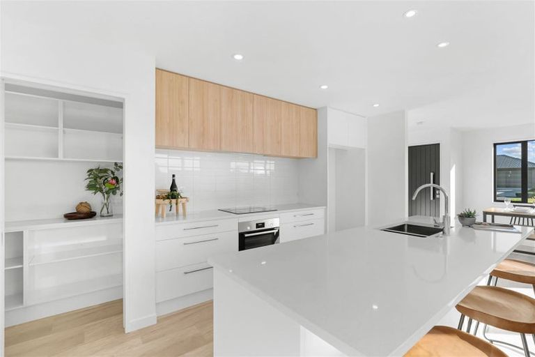 Photo of property in 14 Lovelock Avenue, Rolleston, 7615