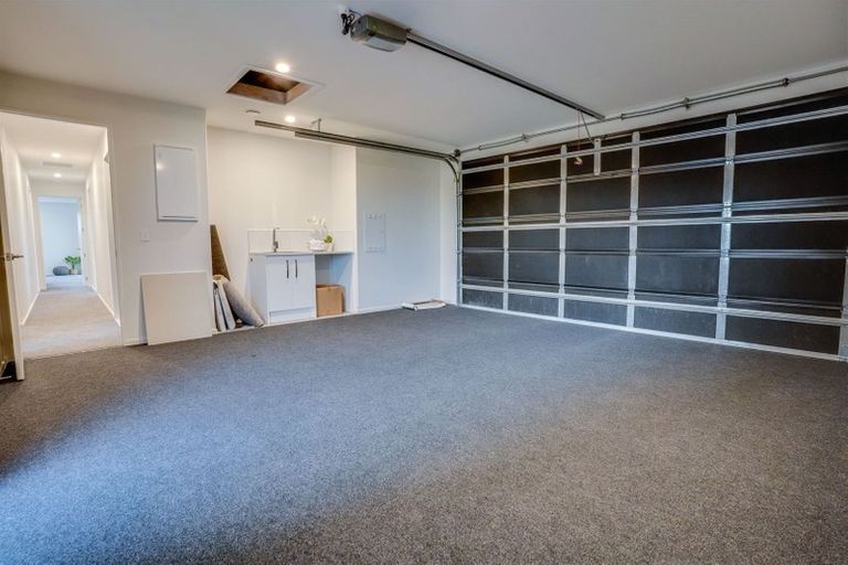 Photo of property in 32 Stationmasters Way, Prebbleton, 7604