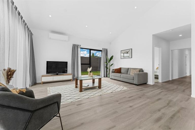 Photo of property in 64 Mataikokako Loop, Kawakawa Bay, 2585