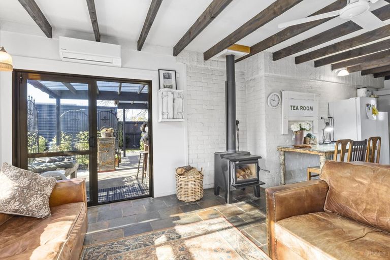 Photo of property in 23 South Terrace Road, Geraldine, 7930