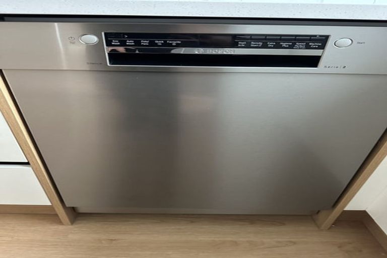 Photo of property in 3 Mata Road, Massey, Auckland, 0614