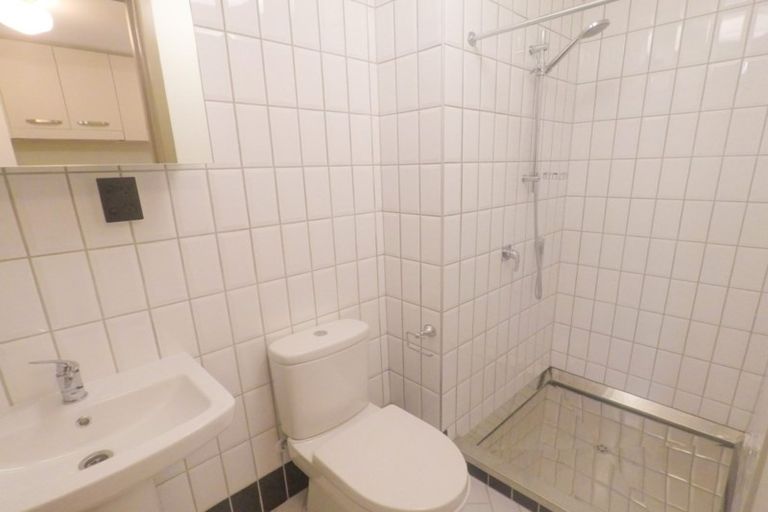 Photo of property in Vedado Apartments, 208/41u Hopper Street, Mount Cook, Wellington, 6011