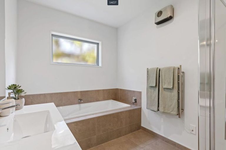 Photo of property in 46 Mcfaddens Road, St Albans, Christchurch, 8052
