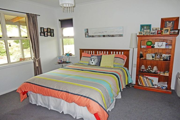 Photo of property in 2 Essex Street, Weston, Oamaru, 9401