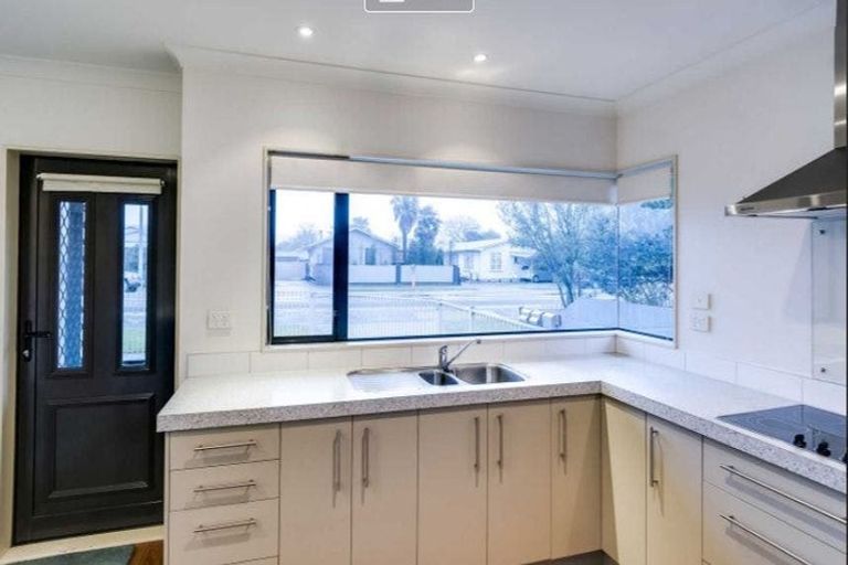 Photo of property in 142a Gloucester Street, Taradale, Napier, 4112