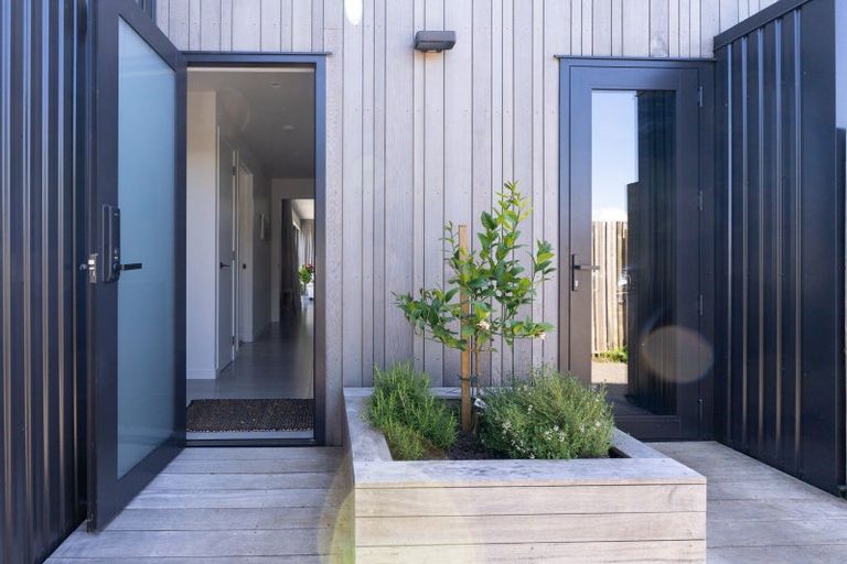 Photo of property in 46 Rangitahi Road, Raglan, 3225