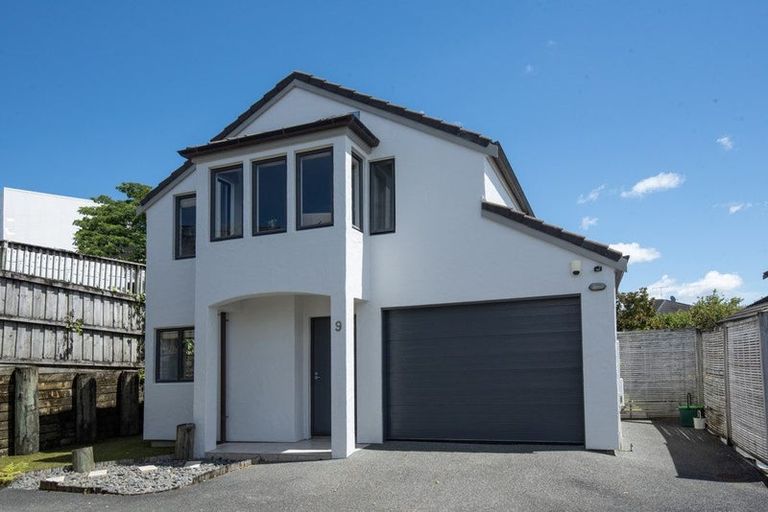 Photo of property in 9/64 Schnapper Rock Road, Schnapper Rock, Auckland, 0632