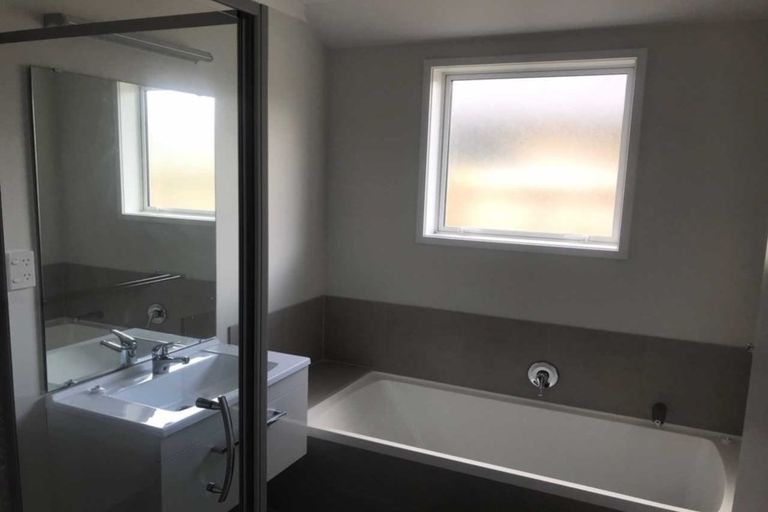 Photo of property in 17 Lamborn Drive, Papakura, 2110