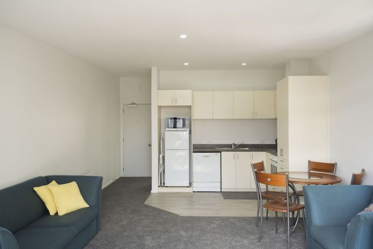 Photo of property in Pirie Street Townhouses, 35u9 Pirie Street, Mount Victoria, Wellington, 6011