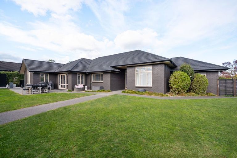 Photo of property in 47 The Esplanade, Huntington, Hamilton, 3210