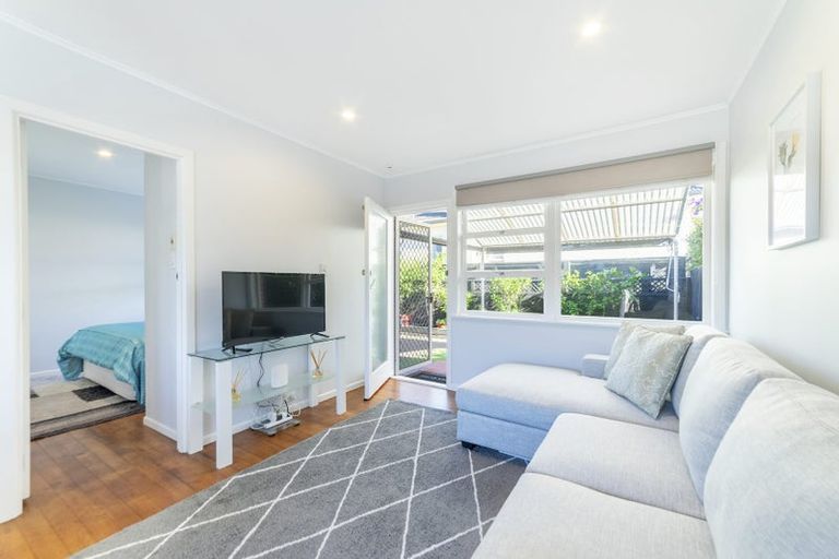 Photo of property in 2/14 Waterloo Road, Milford, Auckland, 0620