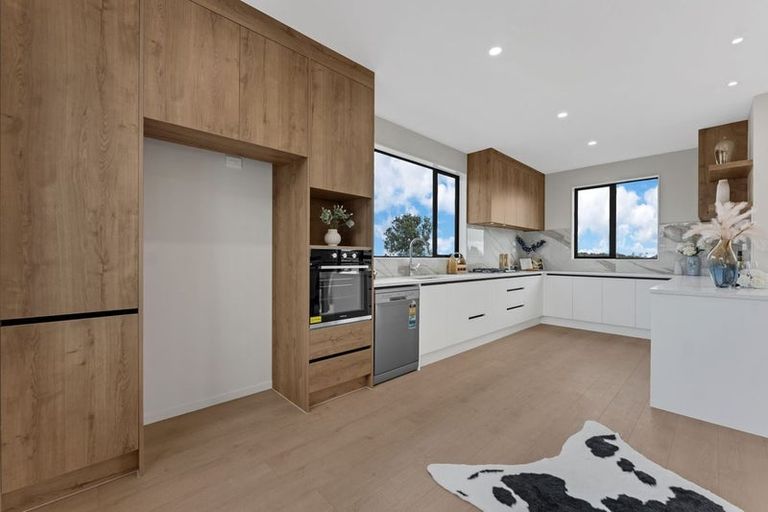 Photo of property in 14a Mclarin Road, Glenbrook, 2681