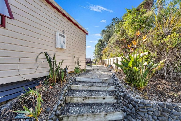 Photo of property in 55 Motuhoa Road, Tairua, 3508