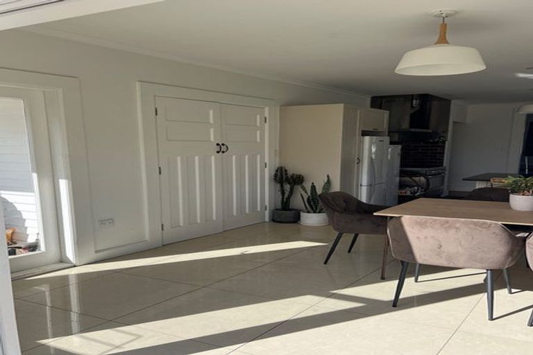 Photo of property in 109 Clemow Road, Fitzroy, New Plymouth, 4312