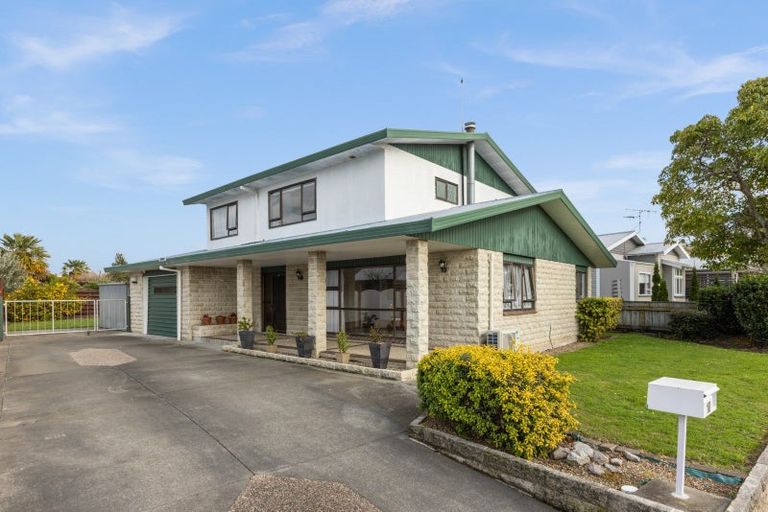 Photo of property in 10 Otatara Road, Taradale, Napier, 4112