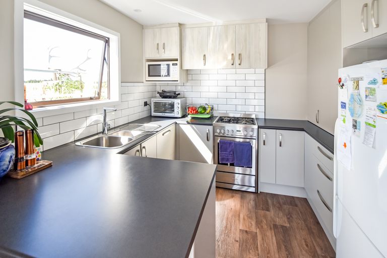 Photo of property in 1 Peak Drive, Twizel, 7901