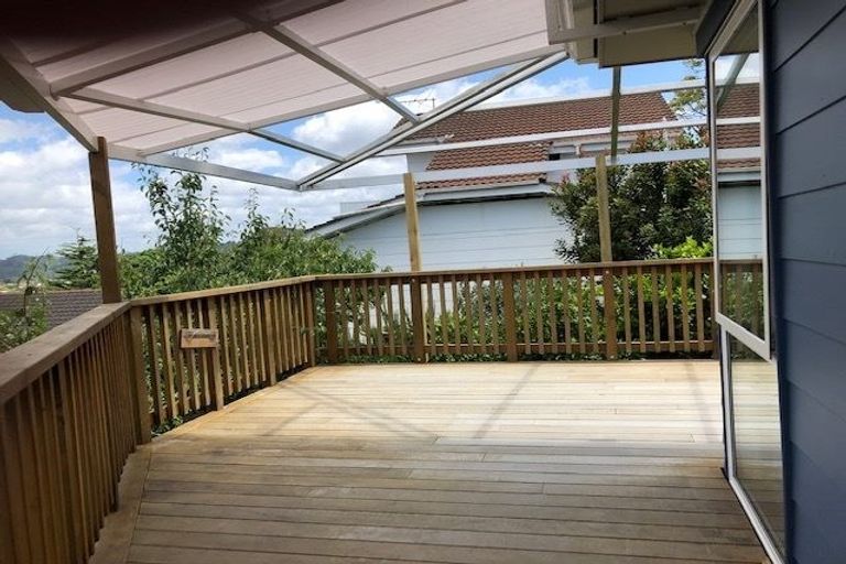 Photo of property in 17 Tree View Avenue, Glenfield, Auckland, 0629