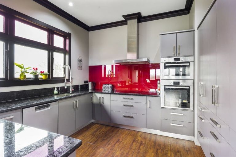 Photo of property in 4 Hastie Road, Cardiff, Stratford, 4391