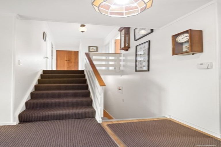 Photo of property in 46 Miltonia Avenue, Te Atatu South, Auckland, 0610