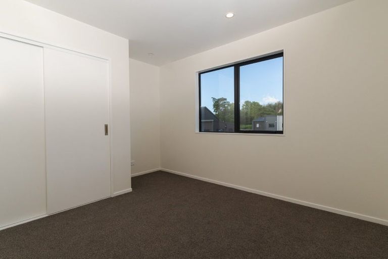 Photo of property in 31 Jabuka Street, Glen Eden, Auckland, 0602
