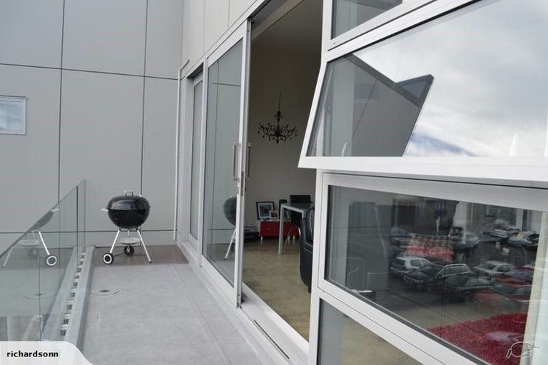 Photo of property in 25u1 Home Street, Mount Victoria, Wellington, 6011