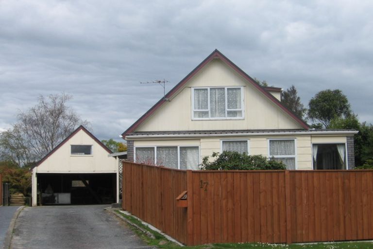 Photo of property in 17 Icarus Place, Sunnybrook, Rotorua, 3015