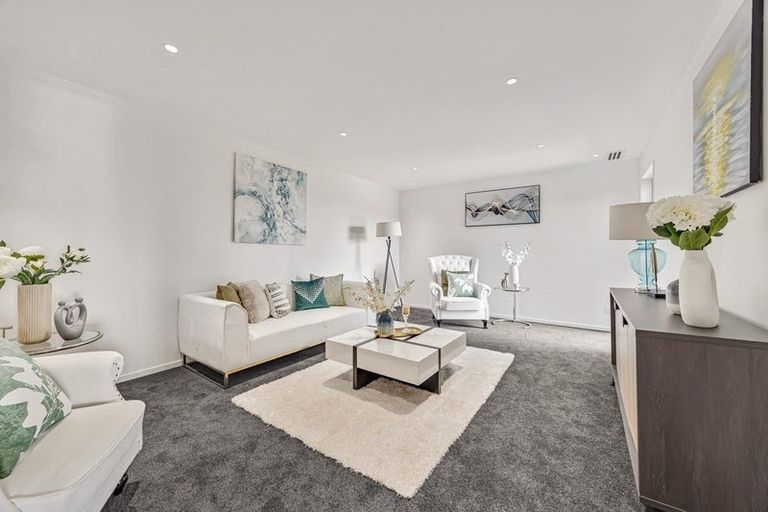 Photo of property in 9 Michael Richard Place, East Tamaki Heights, Auckland, 2016