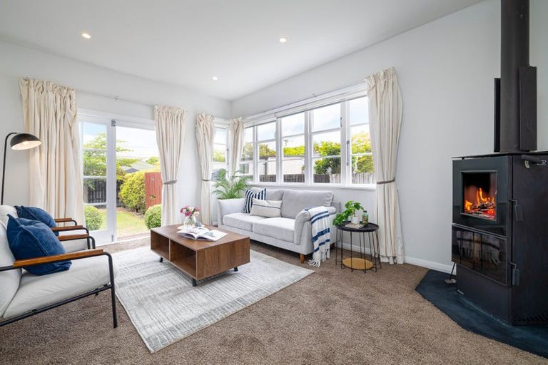 Photo of property in 58 Wilsons Road, Saint Martins, Christchurch, 8022