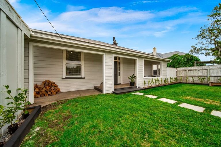 Photo of property in 33 Fenton Street, Stratford, 4332