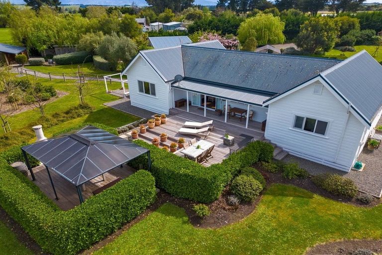 Photo of property in 4 Campbell Drive, Martinborough, 5711