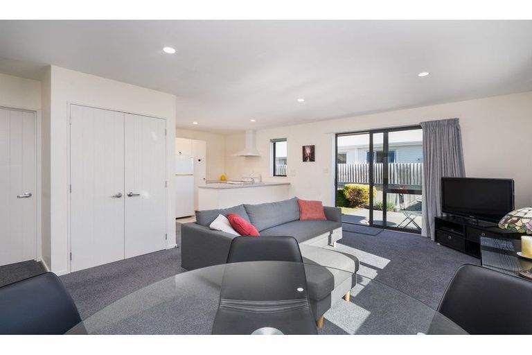 Photo of property in 2/50 Koromiko Street, Saint Martins, Christchurch, 8022