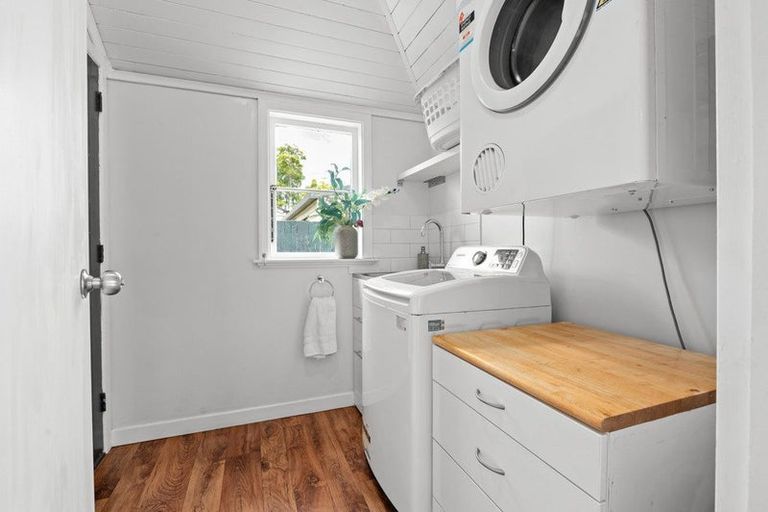 Photo of property in 4 Casey Avenue, Fairfield, Hamilton, 3214