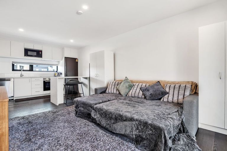 Photo of property in 68 Te Puketoka Lane, Mangere, Auckland, 2022