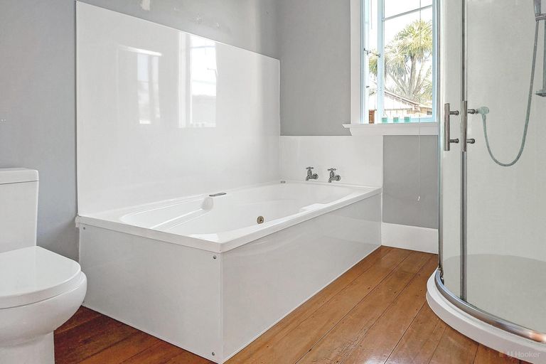 Photo of property in 21 Parsonage Road, Waimate, 7924