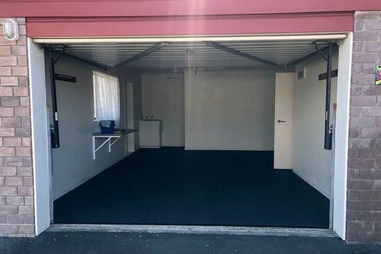 Photo of property in 5 The Boulevard, Red Beach, 0932