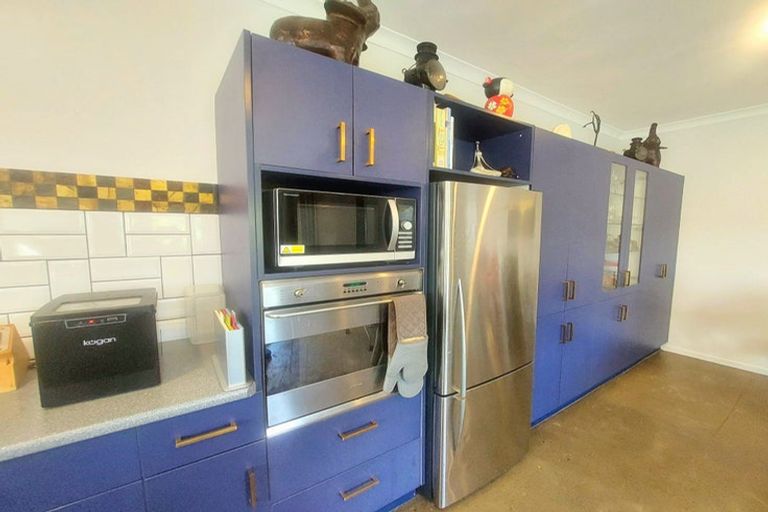 Photo of property in 14 Anaheim Place, Churton Park, Wellington, 6037