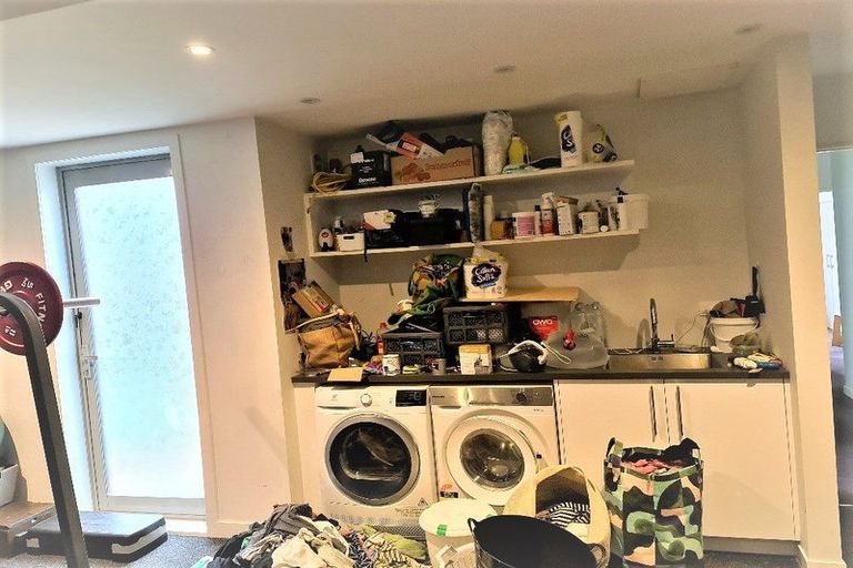 Photo of property in 1/14 Rothesay Bay Road, Rothesay Bay, Auckland, 0630