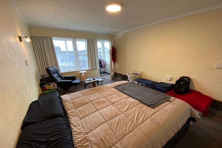 Photo of property in 327 Adelaide Road, Newtown, Wellington, 6021