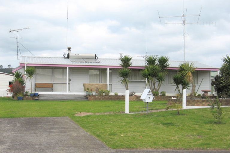 Photo of property in 7 Endeavour Close, Whitianga, 3510