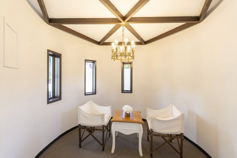 Photo of property in 25 Prince Regent Drive, Half Moon Bay, Auckland, 2012