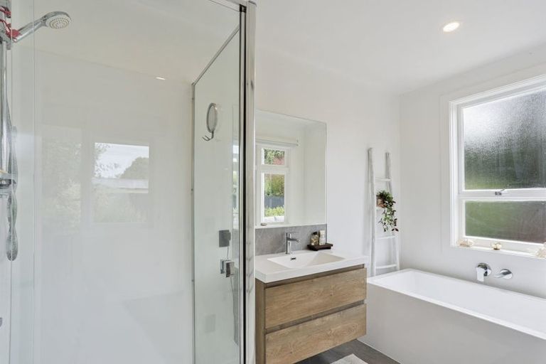 Photo of property in 12a Cradock Street, South New Brighton, Christchurch, 8062