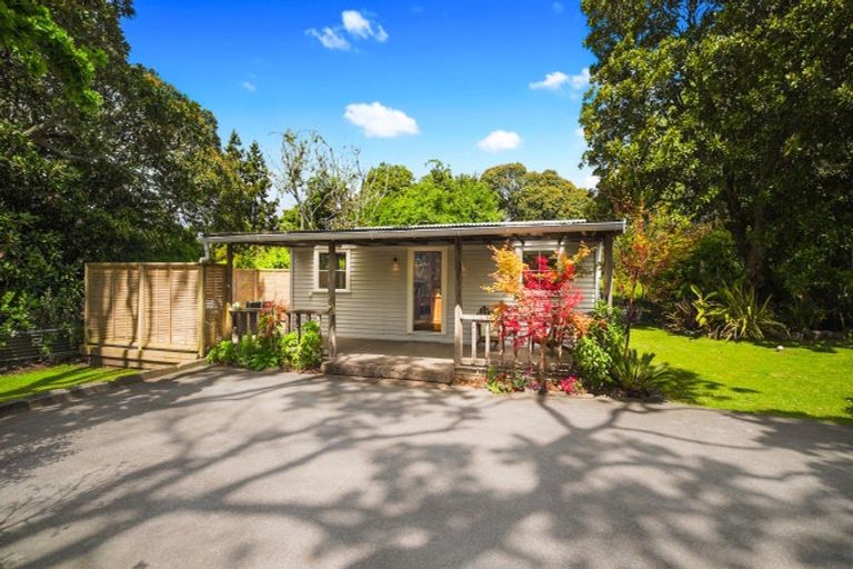 Photo of property in 121 Access Road, Kumeu, 0891