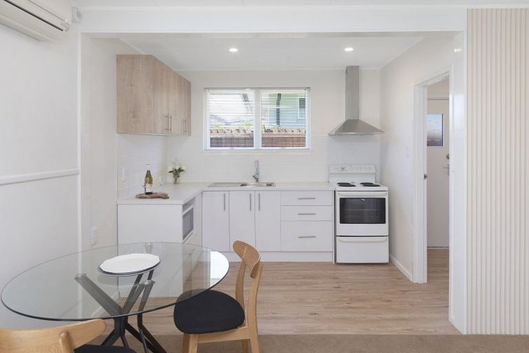 Photo of property in 2/11 Heathcote Street, Woolston, Christchurch, 8023