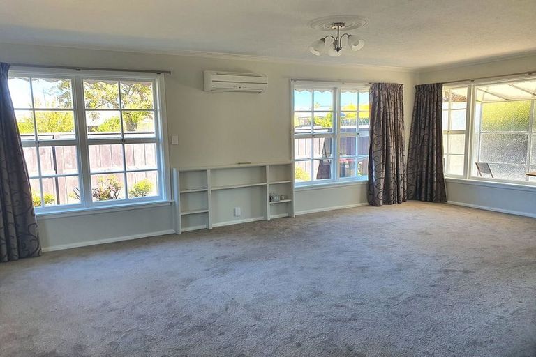 Photo of property in 42 Raxworthy Street, Ilam, Christchurch, 8041