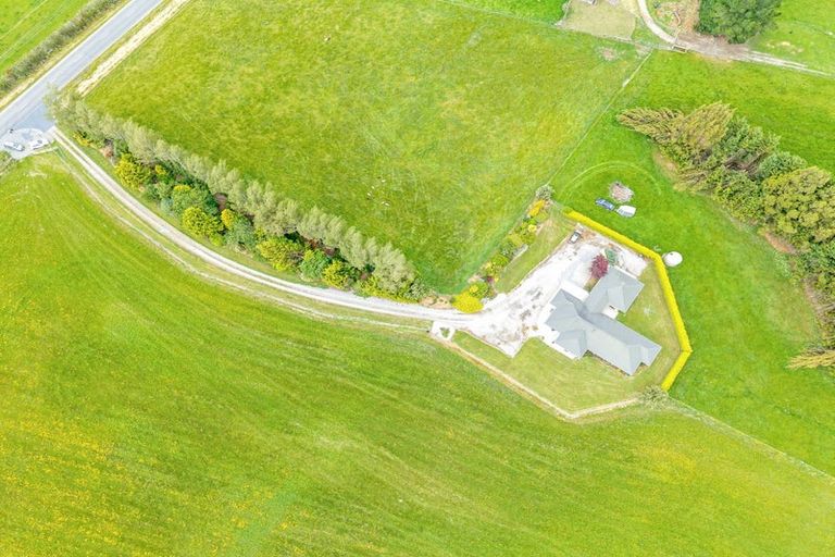 Photo of property in 1057 Knapdale Road, Chatton, Gore, 9773