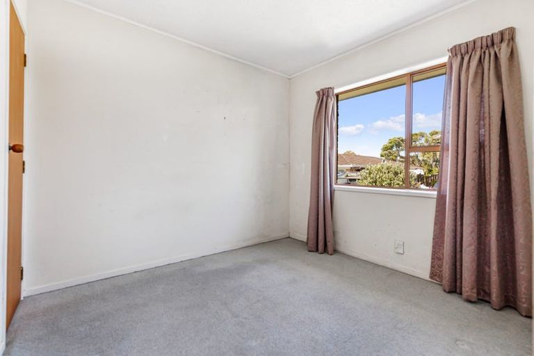 Photo of property in 3/4173a Great North Road, Glen Eden, Auckland, 0602