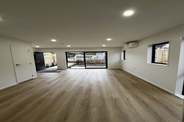 Photo of property in 18 Penfold Place, Henderson, Auckland, 0610