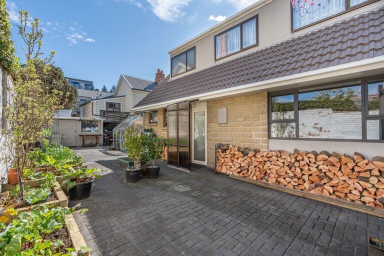 Photo of property in 76 Arthur Street, Dunedin Central, Dunedin, 9016