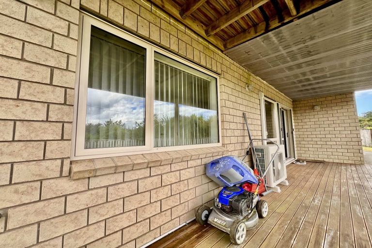 Photo of property in 76 Laurel Oak Drive, Schnapper Rock, Auckland, 0632